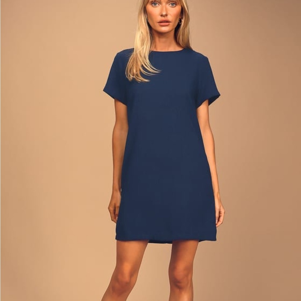 NWT 💙 zippered Lulu’s Shift Dress